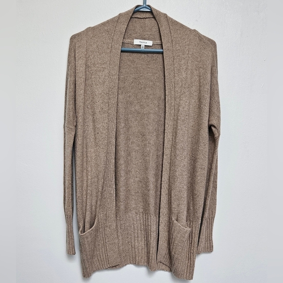 Talula Aritzia Lenox Cashmere blend XxS Beige Open Pocket Cardigan Sweater - Picture 2 of 10